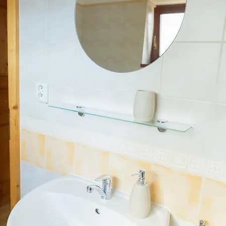 Zlty Dom Apartament Tierchowa